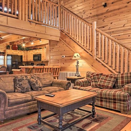 Pigeon Forge Cabin With Games, 1 Mi To Parkway! Extérieur photo