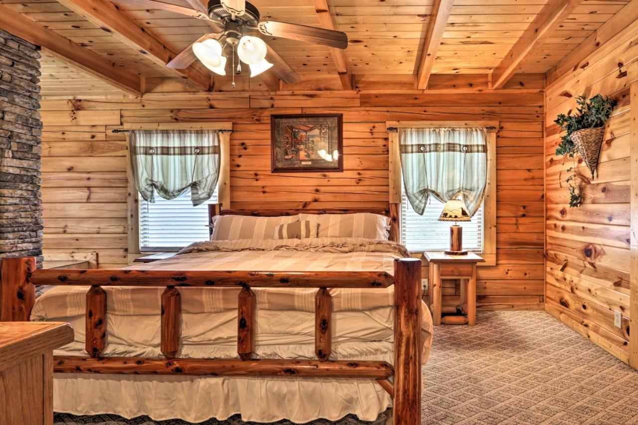 Pigeon Forge Cabin With Games, 1 Mi To Parkway! Extérieur photo
