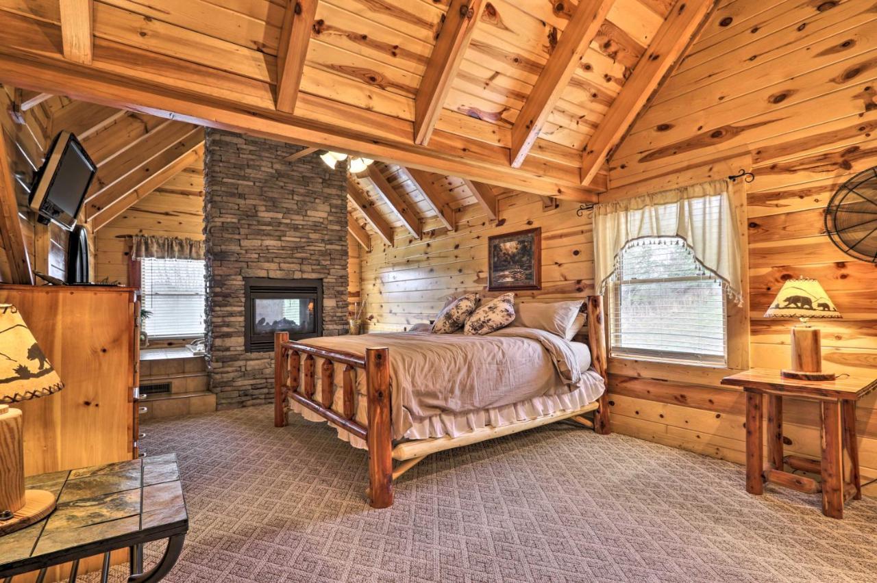 Pigeon Forge Cabin With Games, 1 Mi To Parkway! Extérieur photo